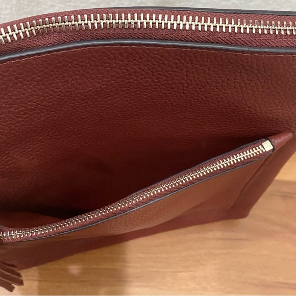 KATE SPADE Port Brown Leather On Purpose Zip Pocket Crossbody Bag - Picture 13 of 16